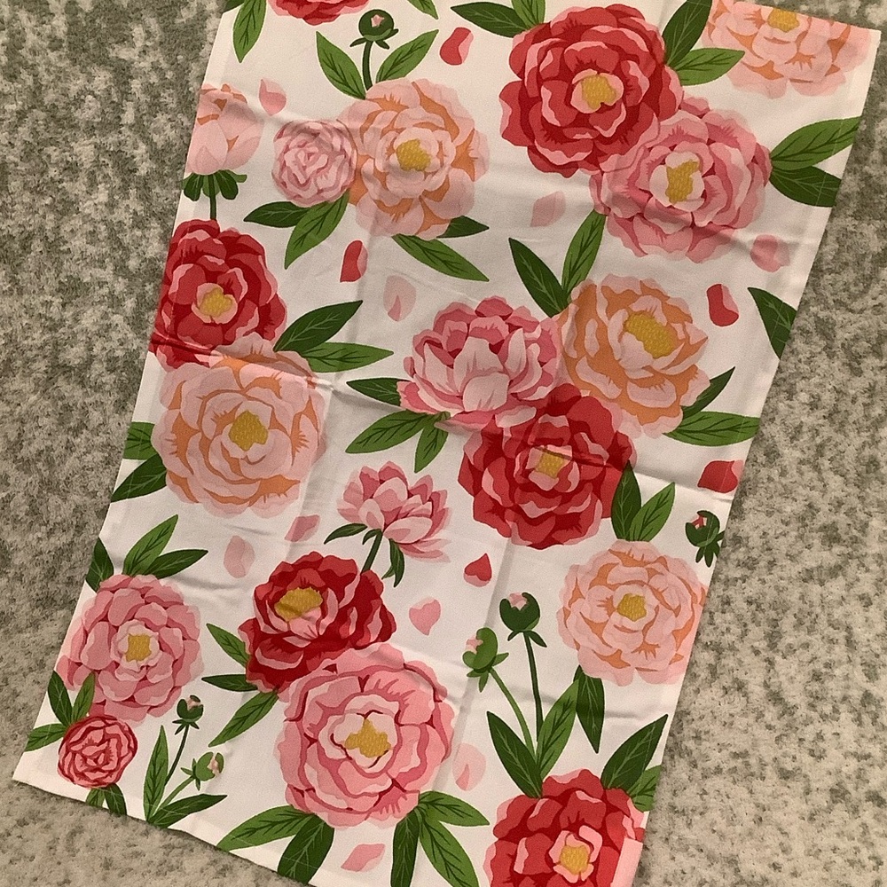 Peonies Floral Designer Kitchen Towel by Stonewall Kitchen NWT Cotton